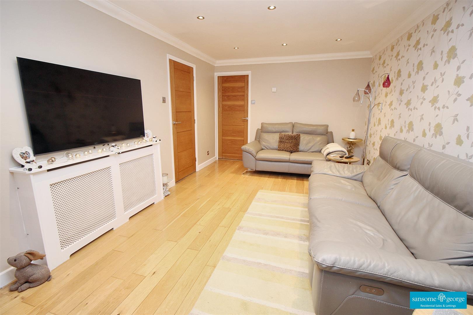 Barclay Road, Calcot